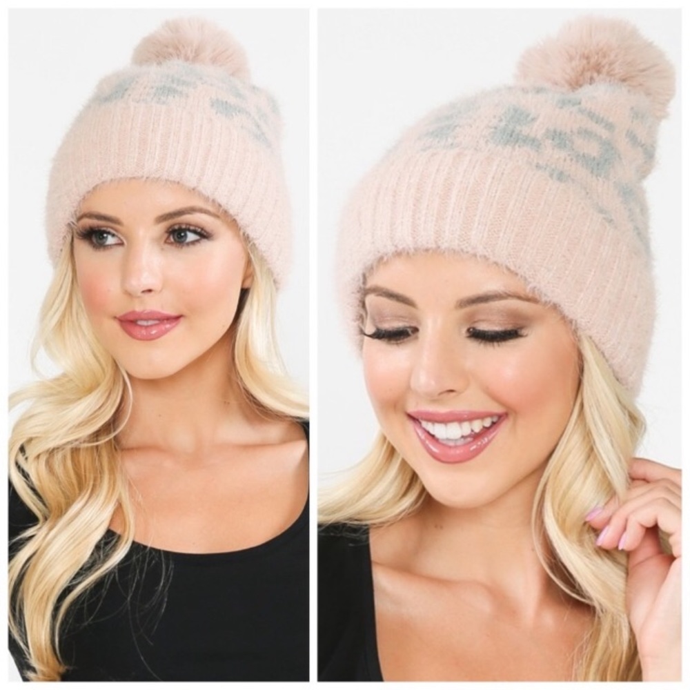 🍁Pink and Grey Leopard Pom Beenie